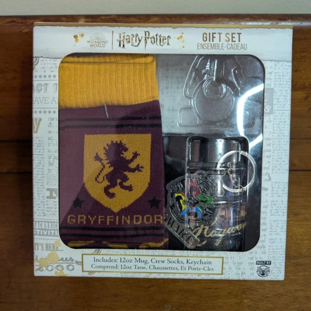 Culture Fly Harry Potter Hogwarts Gryffindor 3 Piece Muggle Gift Set
